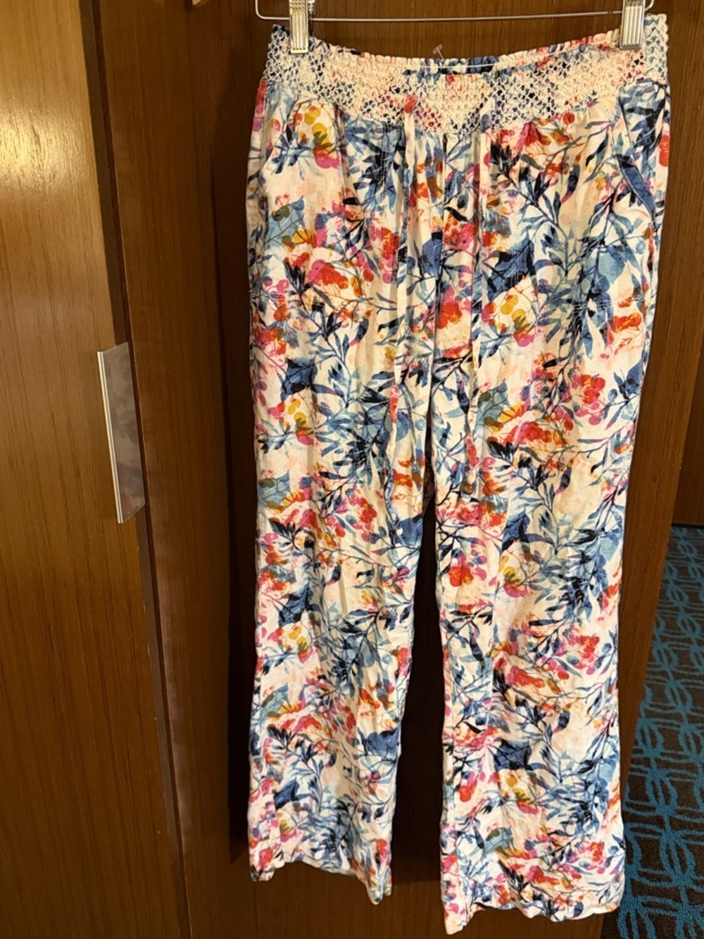 Soundstyle Women's Floral Wide-Leg Pants - Blue & Multicolor